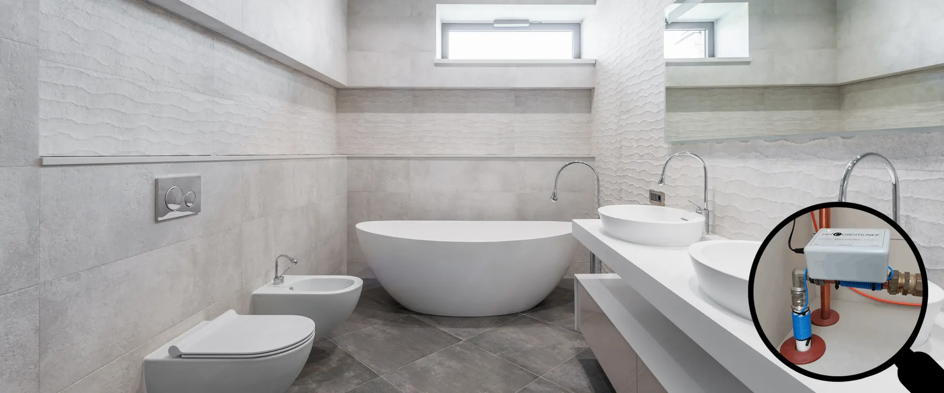 Modern bright bathroom with freestanding tub and shiny chrome faucets free of limescale, with Calconditioner inset.