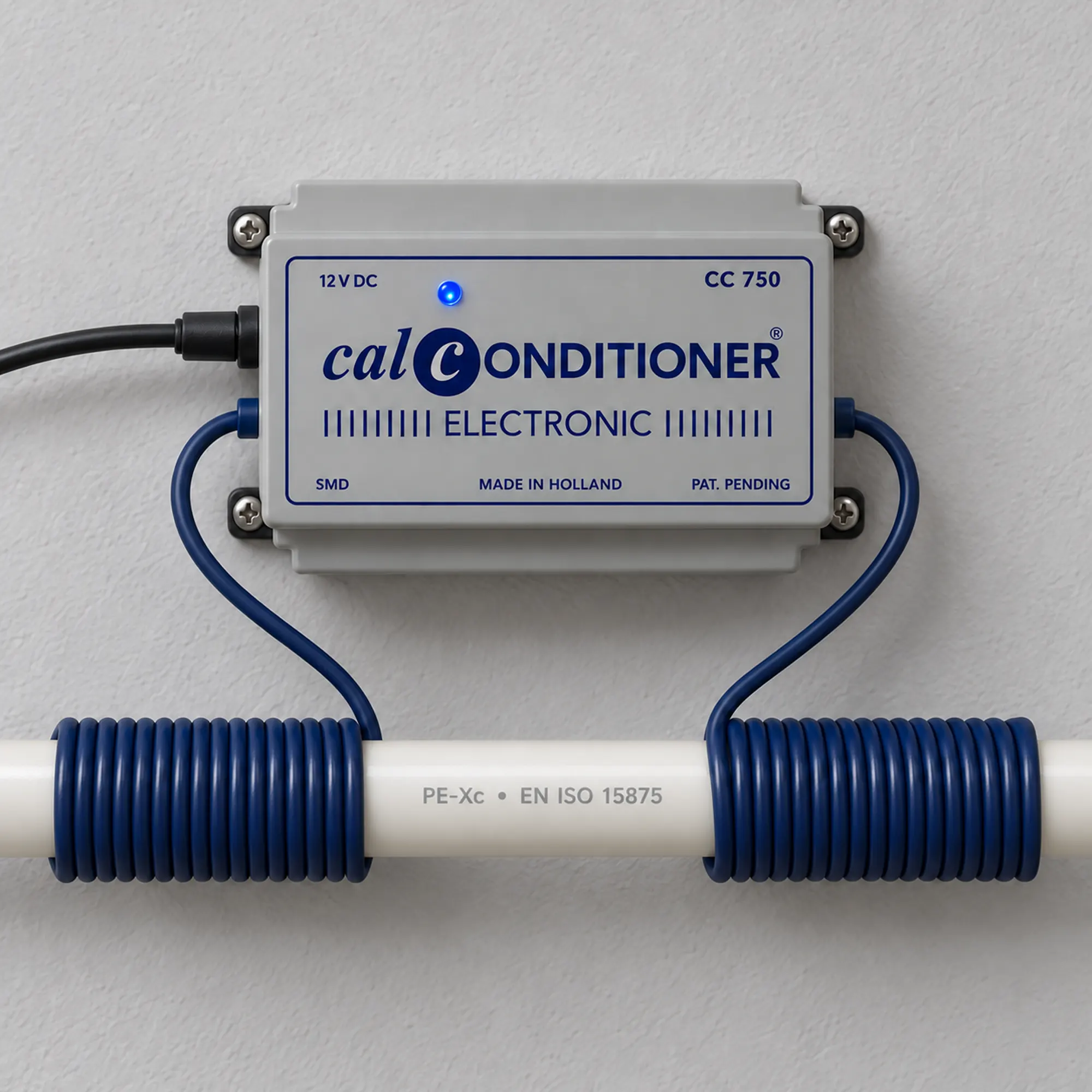 Calconditioner CC750 installed on a plastic water pipe